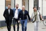 Amsterdam 26 maart 2019
Vandaag is de eerste dag ven de opnames voor een nieuwe soap over 
Dave Roelvink Donny Roelvink Dries Roelvink en Honoria Roelvink