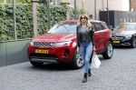 Amsterdam 30 maart 2019
Estelle Cruijff met haar nieuwe Range Rover Evoque