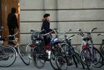 Amsterdam 22 maart 2019
Georgina Verbaan op straat met haar fiets.