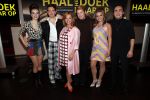 Amsterdam 25 maart 2019
Julia Berendse, Dook van Dijck, Mariska van Kolck, Tony Neef, Willemijn Maandag en Jordy van Loon bij de perspresentatie van de musical Haal het doek maar op in het DeLaMar Theater in Amsterdam