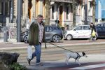 Amsterdam 1 april 2019
Hans v d Togt met zijn hondje op terras en aan het wandelen.