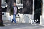 Amsterdam 1 april 2019
Hans v d Togt met zijn hondje op terras en aan het wandelen.