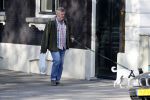 Amsterdam 1 april 2019
Hans v d Togt met zijn hondje op terras en aan het wandelen.