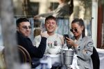 Amsterdam 24 maart 2019
Jorik Lil Kleine met zijn vriendin Jaimie Vaes op terras bij George.