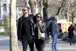 Amsterdam Vondelpark 24 maart 2019
Romy Monteiro met haar nieuwe vriend Jasper Suyk verliefd in het vondelpark.