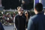 Amsterdam Vondelpark 24 maart 2019
Romy Monteiro met haar nieuwe vriend Jasper Suyk verliefd in het vondelpark.