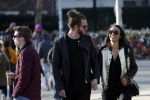 Amsterdam Vondelpark 24 maart 2019
Romy Monteiro met haar nieuwe vriend Jasper Suyk verliefd in het vondelpark.