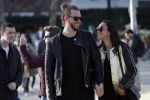 Amsterdam Vondelpark 24 maart 2019
Romy Monteiro met haar nieuwe vriend Jasper Suyk verliefd in het vondelpark.