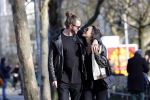 Amsterdam Vondelpark 24 maart 2019
Romy Monteiro met haar nieuwe vriend Jasper Suyk verliefd in het vondelpark.