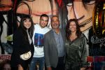 Amsterdam 26 maart 2019
Presentatie Amsterdam XXXL bij de Harbour Club. Ruud Gullit en dochter Felicity envriendin Karin de Rooij met zoon Nigel.