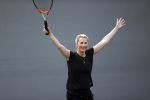 Cruqius 31 maart 2020
Tennissen voor het goede doel met Diederik v Manen. Anouk Smuldfers Ellie Lust en Laurien Verstraten