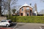 Amstelveen 10 en 11 april 2020
Carice v Houten en haar partner Guy Pearce hebben samen een nieuwe villa in Amstelveen gekocht.