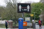 Amsterdam 14 april 2020
Blijf binnen en bewaar 1.5 meter afstand ivm corona in westerpark