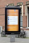 Amsterdam april 2020
Corona waarschuwingen en winkels met rijen