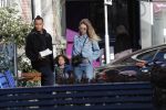 Amsterdam 7 februari 2020
Doutzen Kroes en haar man Sunnery James doen boodschappen met hun dochtertje op de cornelis schuytstraat