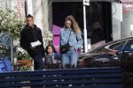 Amsterdam 7 februari 2020
Doutzen Kroes en haar man Sunnery James doen boodschappen met hun dochtertje op de cornelis schuytstraat