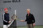 Cruqius 31 maart 2020
Tennissen voor het goede doel met Diederik v Manen. Anouk Smuldfers Ellie Lust en Laurien Verstraten