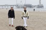 Scheveningen 20 maart 2020
Frank en Rogier met hun honden op het strand.