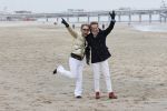 Scheveningen 20 maart 2020
Frank en Rogier met hun honden op het strand.