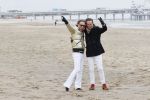 Scheveningen 20 maart 2020
Frank en Rogier met hun honden op het strand.