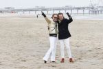 Scheveningen 20 maart 2020
Frank en Rogier met hun honden op het strand.