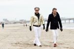 Scheveningen 20 maart 2020
Frank en Rogier met hun honden op het strand.