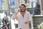 Amsterdam 16 maart 2020
Freek v Noortwijk bellend op straat