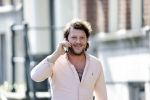 Amsterdam 16 maart 2020
Freek v Noortwijk bellend op straat