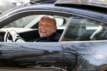 Amsterdam 11 april 2020
Jaap v Zweden met mondkapje op in zijn porsche 911
