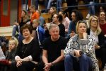Volendam 8 maart 2020
Kwartfinale NK Turnen in Volendam . Jan Keizer en zijn vrouw komen hun kleindochter Lucy aanmoedigen .