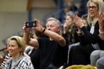 Volendam 8 maart 2020
Kwartfinale NK Turnen in Volendam . Jan Keizer en zijn vrouw komen hun kleindochter Lucy aanmoedigen .