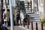 Amsterdam 23 maart 2020
Matthijs v Nieuwkerk brengt zijn vrouw Karin v Munster naar hun huis op de gracht . Vervolgens rijdt hij naar zijn eigen appartement in complex Pontsteiger . Na daar een uurtje geweest te zijn rijdt hij op zijn fiets naar de westergasfabriek waar DWDD opgenomen wordt.