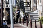 Amsterdam 23 maart 2020
Matthijs v Nieuwkerk brengt zijn vrouw Karin v Munster naar hun huis op de gracht . Vervolgens rijdt hij naar zijn eigen appartement in complex Pontsteiger . Na daar een uurtje geweest te zijn rijdt hij op zijn fiets naar de westergasfabriek waar DWDD opgenomen wordt.