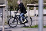 Amsterdam 23 maart 2020
Matthijs v Nieuwkerk brengt zijn vrouw Karin v Munster naar hun huis op de gracht . Vervolgens rijdt hij naar zijn eigen appartement in complex Pontsteiger . Na daar een uurtje geweest te zijn rijdt hij op zijn fiets naar de westergasfabriek waar DWDD opgenomen wordt.