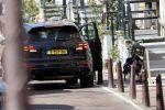 Amsterdam 23 maart 2020
Matthijs v Nieuwkerk brengt zijn vrouw Karin v Munster naar hun huis op de gracht . Vervolgens rijdt hij naar zijn eigen appartement in complex Pontsteiger . Na daar een uurtje geweest te zijn rijdt hij op zijn fiets naar de westergasfabriek waar DWDD opgenomen wordt.