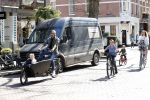 Amsterdam 11 april 2020
Michel v d Bergh en zijn vriendin Kimberley Klaver met de kinderen