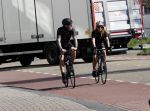 Amsterdam 11 april 2020
Olcay Gulsen en Ruud de Wild gaan samen fietsen / wielrennen
