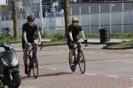 Amsterdam 11 april 2020
Olcay Gulsen en Ruud de Wild gaan samen fietsen / wielrennen