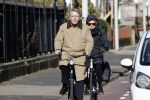 Den haag 21 maart 2020
Piet Hein Donner en zijn vrouw fietsend door Den Haag.