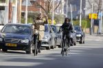 Den haag 21 maart 2020
Piet Hein Donner en zijn vrouw fietsend door Den Haag.