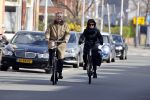 Den haag 21 maart 2020
Piet Hein Donner en zijn vrouw fietsend door Den Haag.
