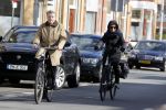 Den haag 21 maart 2020
Piet Hein Donner en zijn vrouw fietsend door Den Haag.