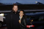 Schiphol 19 maart 2020
Romy Monteiro en haar vriend Jasper Suyk arriveren vanuit bangkok op Schiphol . Moeder Antje en haar partner Dennis halen ze op . Ook hun hondje is erbij.