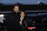 Schiphol 19 maart 2020
Romy Monteiro en haar vriend Jasper Suyk arriveren vanuit bangkok op Schiphol . Moeder Antje en haar partner Dennis halen ze op . Ook hun hondje is erbij.
