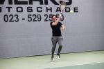 Cruqius 31 maart 2020
Tennissen voor het goede doel met Diederik v Manen. Ronald de Boer