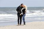 Scheveningen 3 april 2020
Samantha de Jong Barbie met haar nieuwe vriend op het strand van Scheveningen