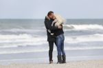 Scheveningen 3 april 2020
Samantha de Jong Barbie met haar nieuwe vriend op het strand van Scheveningen