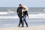 Scheveningen 3 april 2020
Samantha de Jong Barbie met haar nieuwe vriend op het strand van Scheveningen