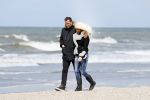 Scheveningen 3 april 2020
Samantha de Jong Barbie met haar nieuwe vriend op het strand van Scheveningen