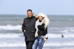 Scheveningen 3 april 2020
Samantha de Jong Barbie met haar nieuwe vriend op het strand van Scheveningen